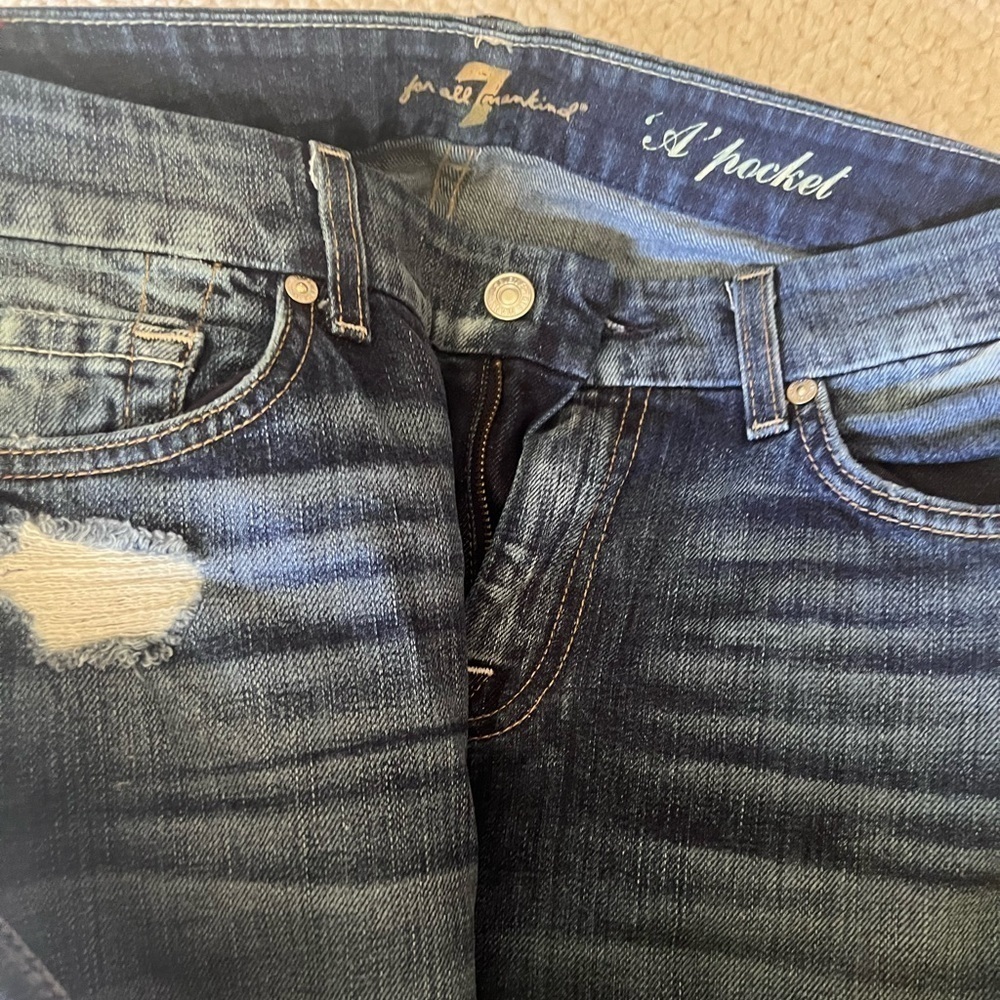 𝅺7 for all mankind a-pocket jean with distressed/destroyed details - Picture 2 of 4